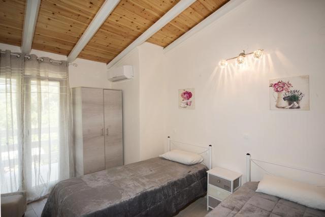 אגיוס גורדיוס Efi Apartments מראה חיצוני תמונה